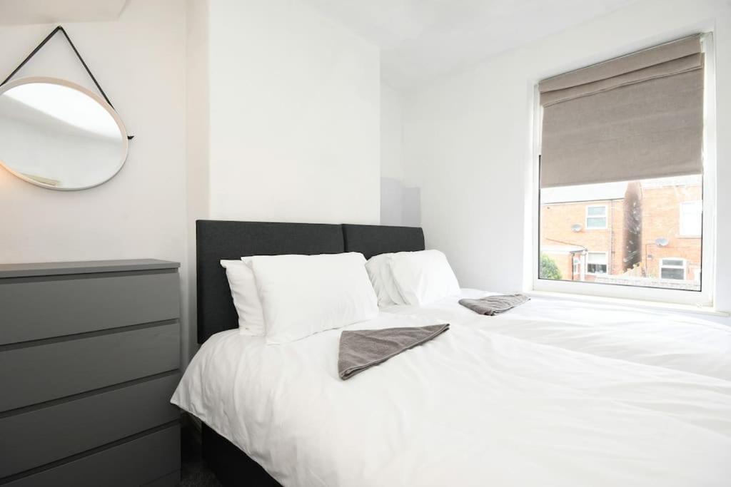 Cottage Style 3 Bedroom House - Close To City Centre & The Peaks Честерфилд Экстерьер фото